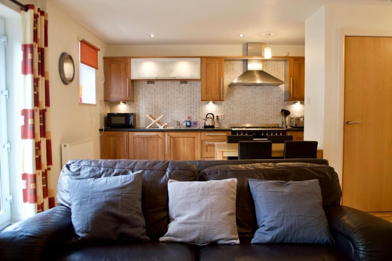Modern 2 Bedroom City Centre Flat Edinburgh Ngoại thất bức ảnh