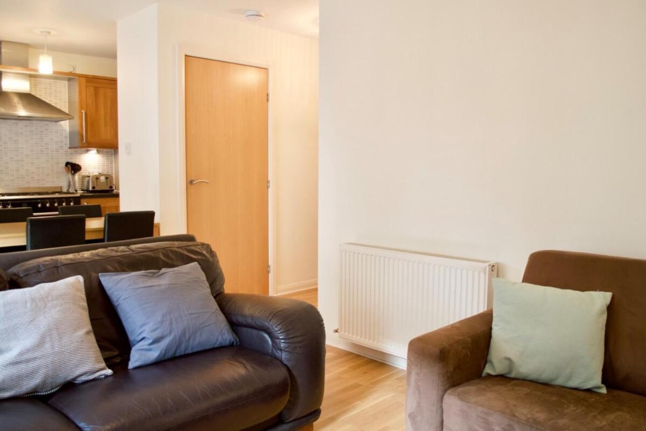 Modern 2 Bedroom City Centre Flat Edinburgh Ngoại thất bức ảnh