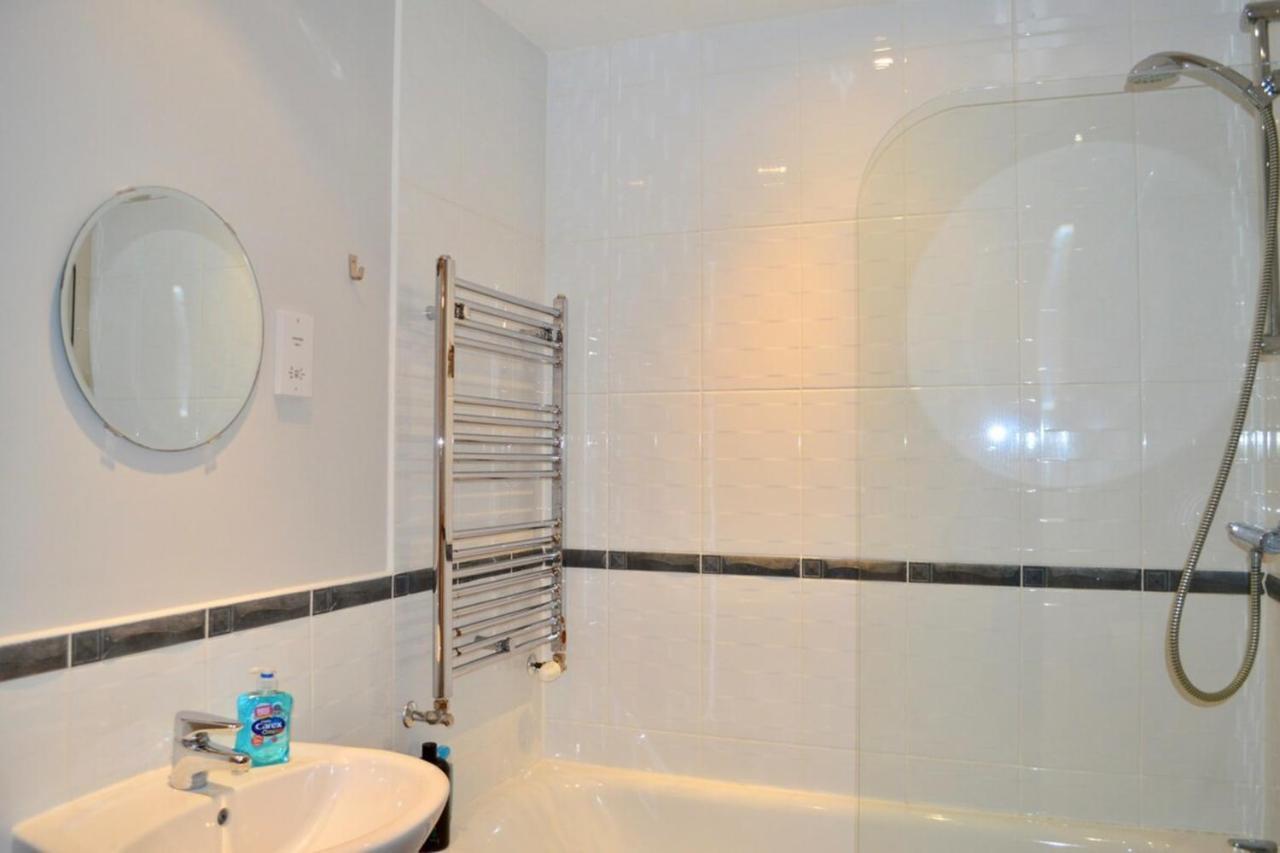Modern 2 Bedroom City Centre Flat Edinburgh Ngoại thất bức ảnh