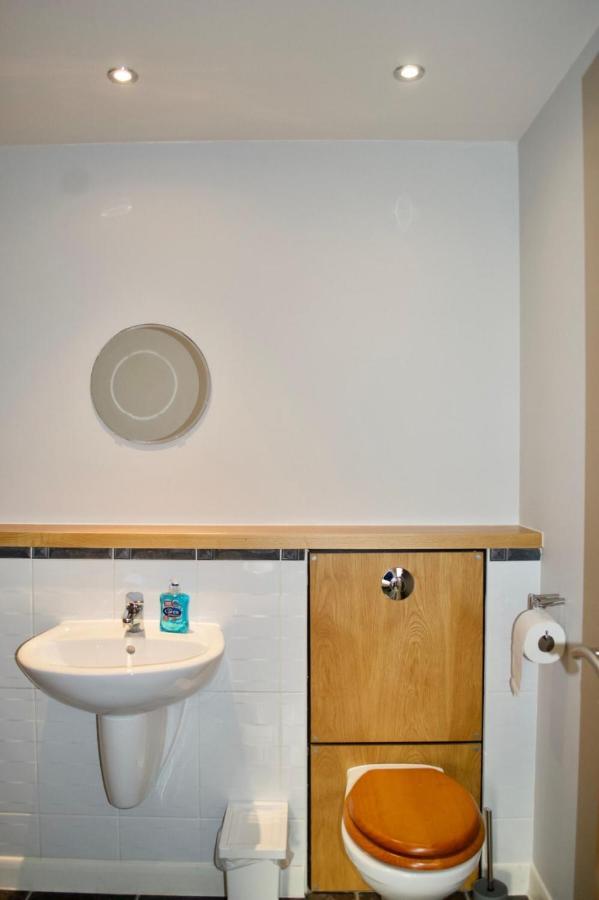 Modern 2 Bedroom City Centre Flat Edinburgh Ngoại thất bức ảnh